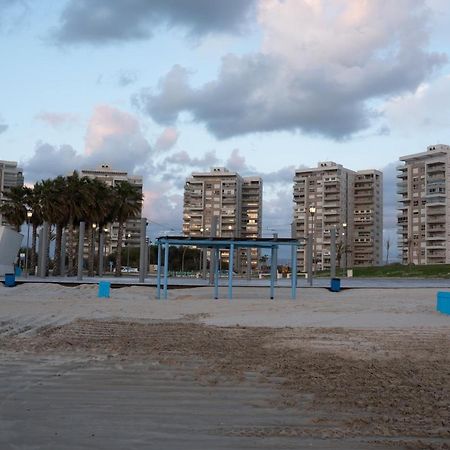 Argaman Beach Apartment Acra Exterior foto